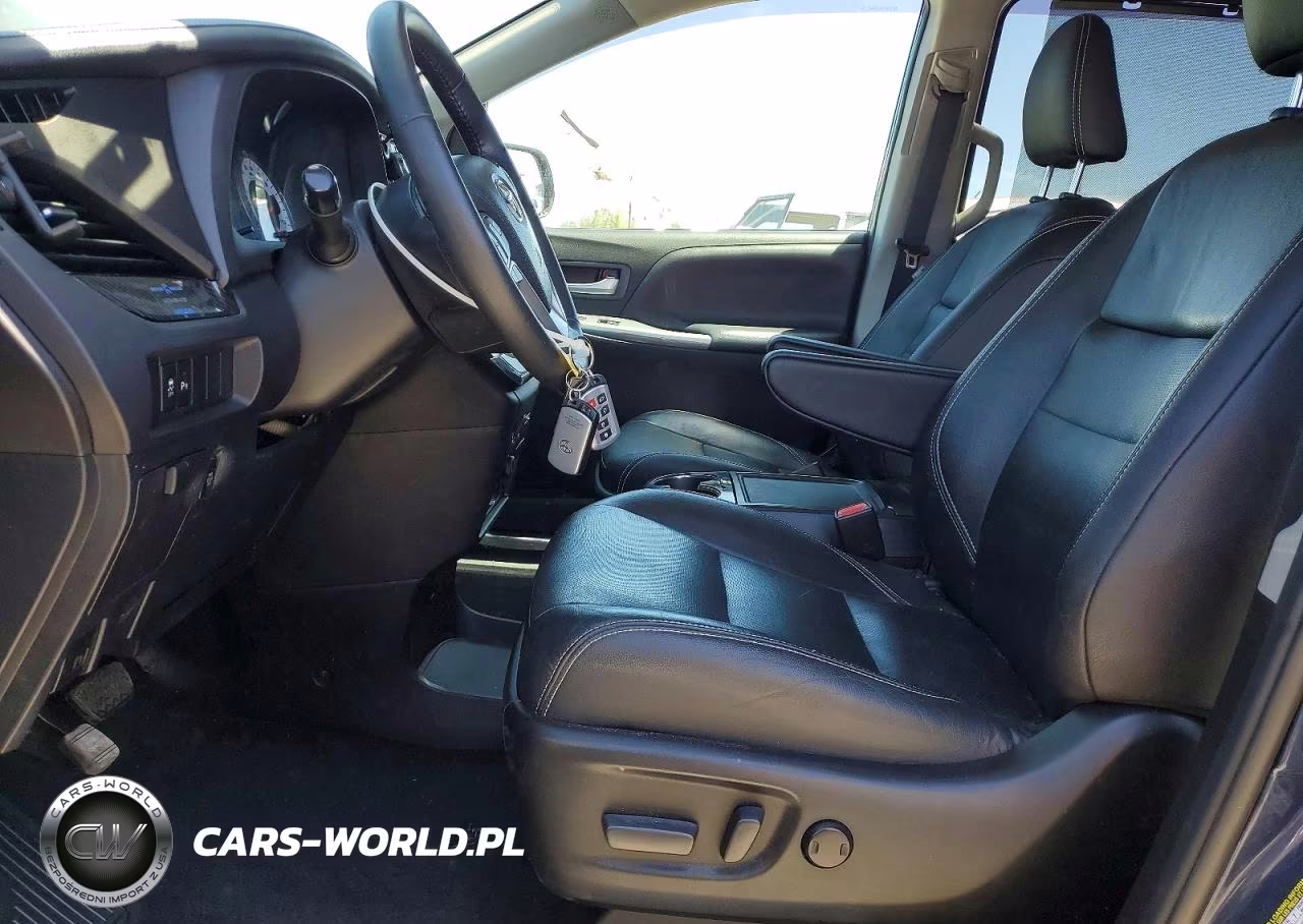 2019 Toyota Sienna Se Premium 7-Passenger VIN:5TDEZ3DC8KS211383 - 7