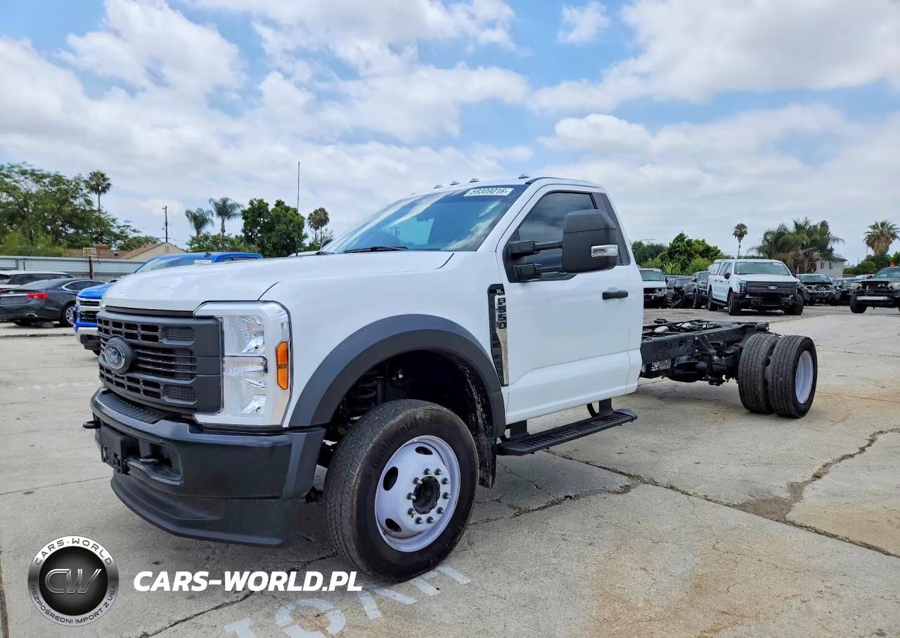 2024 Ford F550 Super Duty – zdjęcie 1 z 12