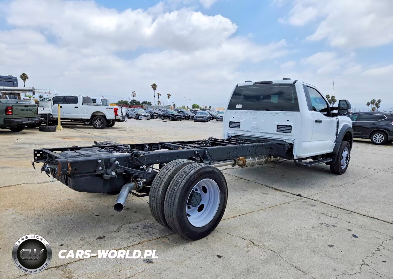 2024 Ford F550 Super Duty VIN:1FDUF5GT9RDA09424 - 3