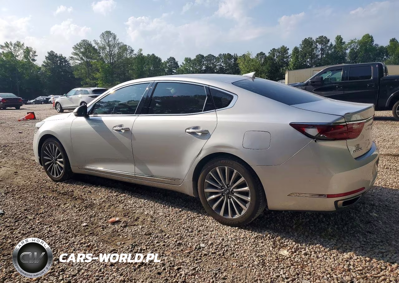 2018 Kia Cadenza Premium VIN:KNALB4J16J5123759 - 2