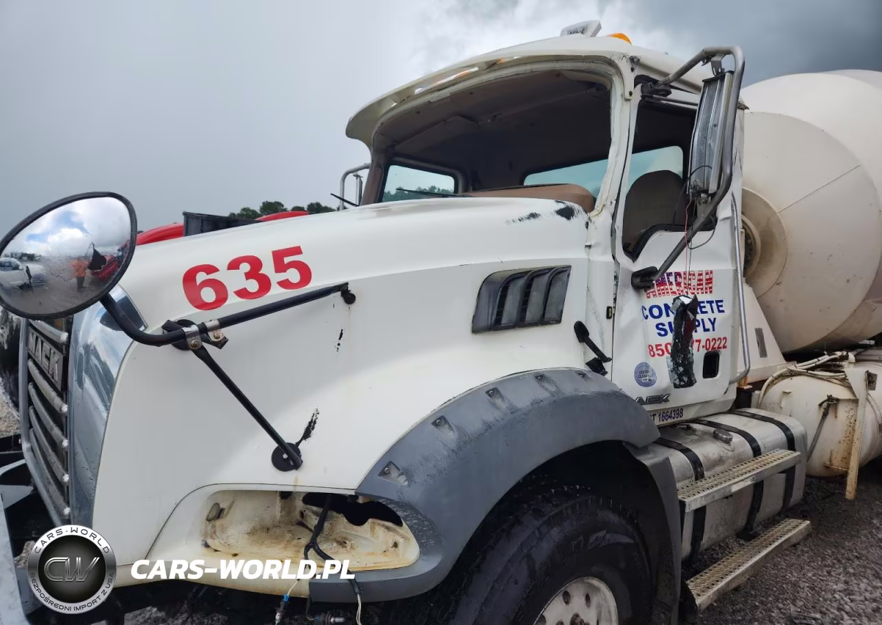 2017 Mack 800 Gu Ready Mix Truck VIN:1M2AX13C8HM037115 - 9
