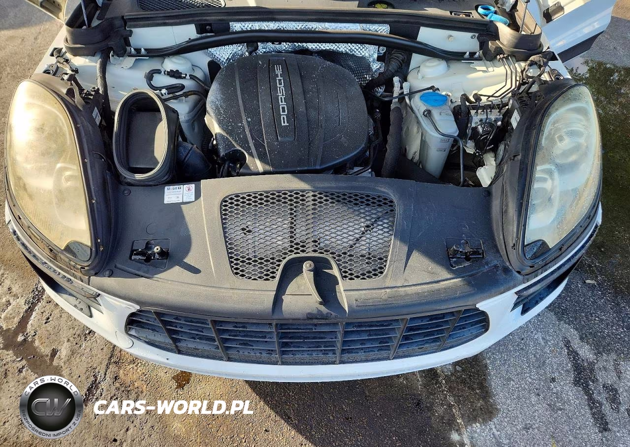 2018 Porsche Macan VIN:WP1AA2A50JLB07815 - 12