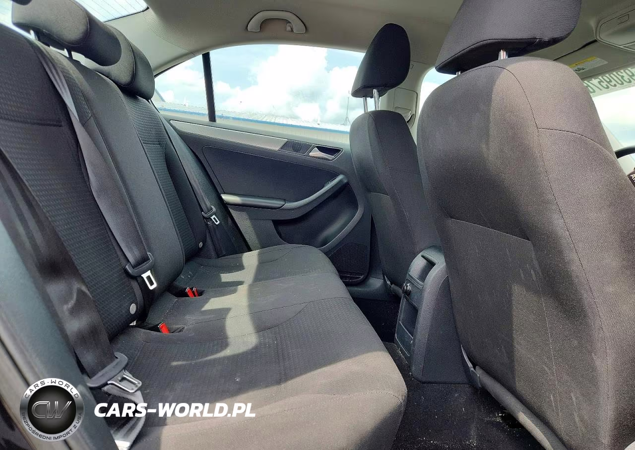 2015 Volkswagen Jetta Se VIN:3VWD17AJ7FM201718 - 10