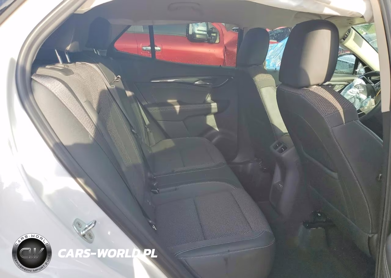 2022 Buick Envision Preferred VIN:LRBAZLR42ND136808 - 11