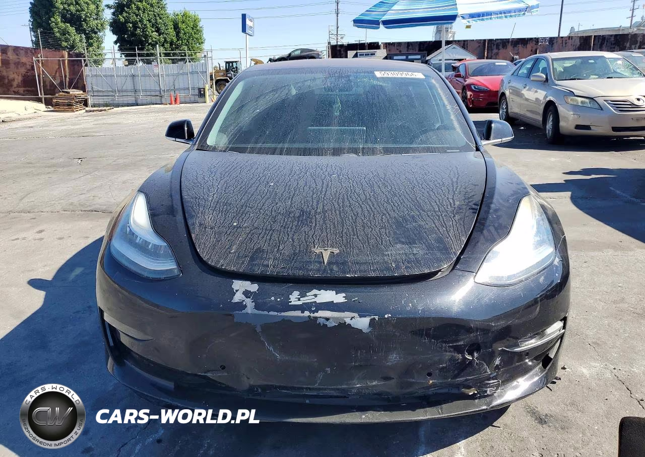 2019 Tesla Model 3 VIN:5YJ3E1EB1KF186747 - 5