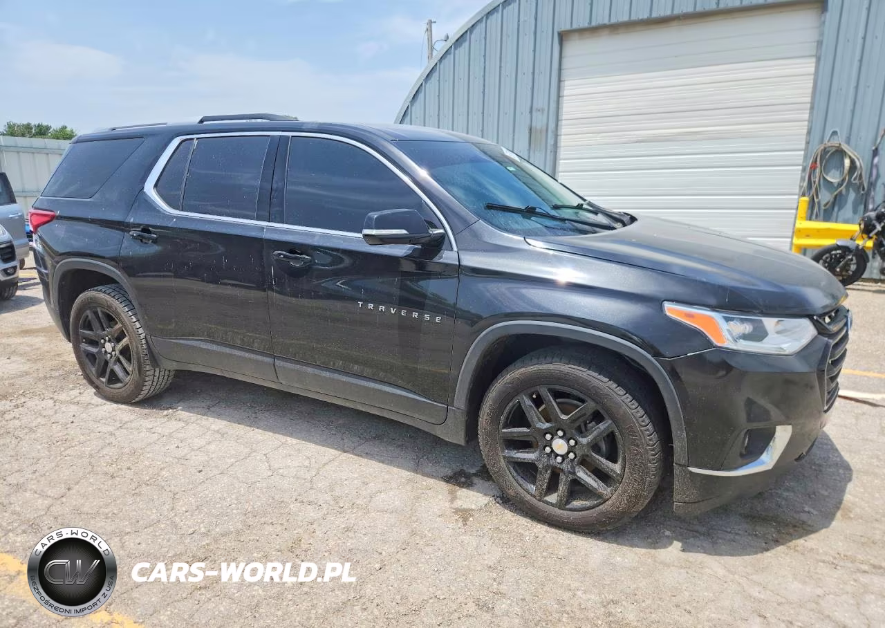 2018 Chevrolet Traverse Lt VIN:1GNERGKW8JJ127877 - 4