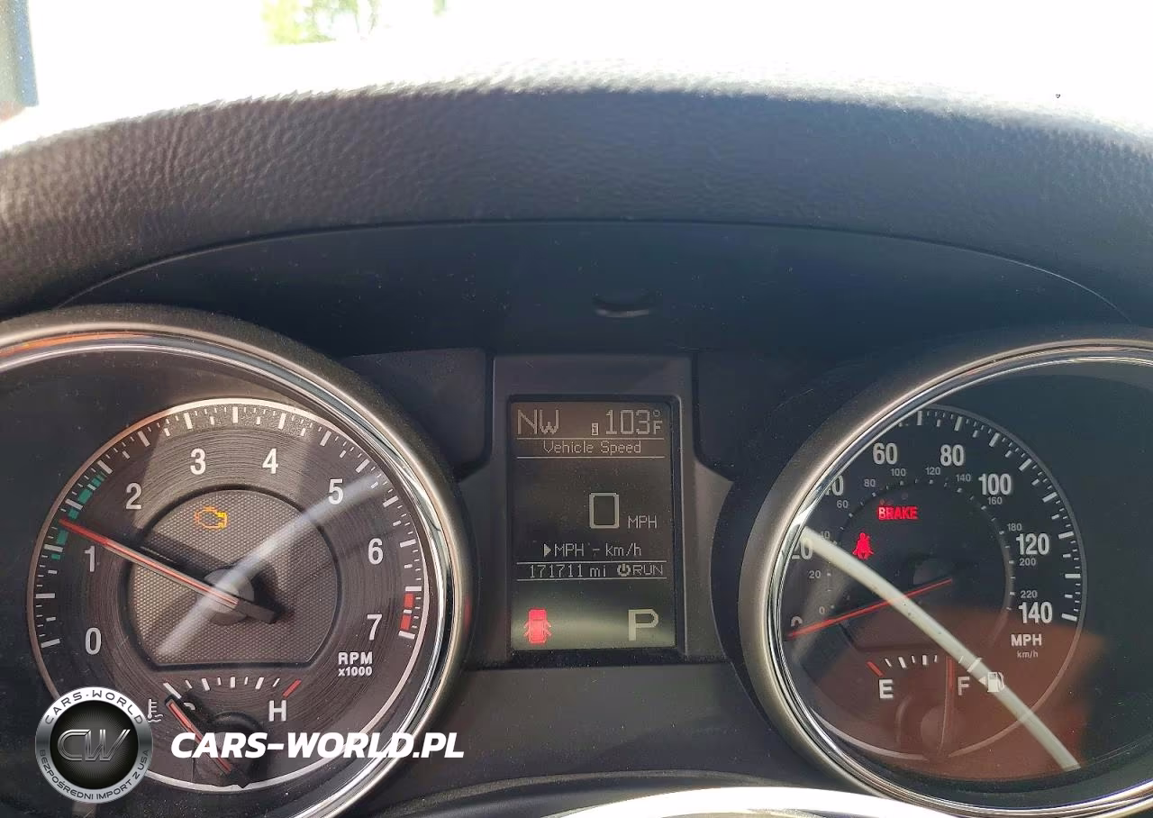 2011 Jeep Grand Cherokee Laredo VIN:1J4RR4GG1BC585402 - 9