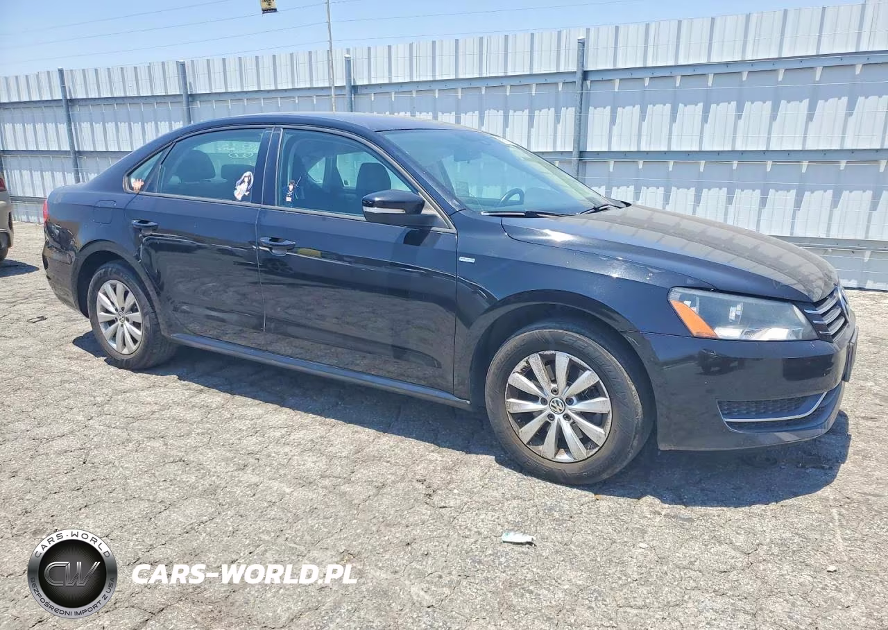 2014 Volkswagen Passat S VIN:1VWAT7A36EC095003 - 4
