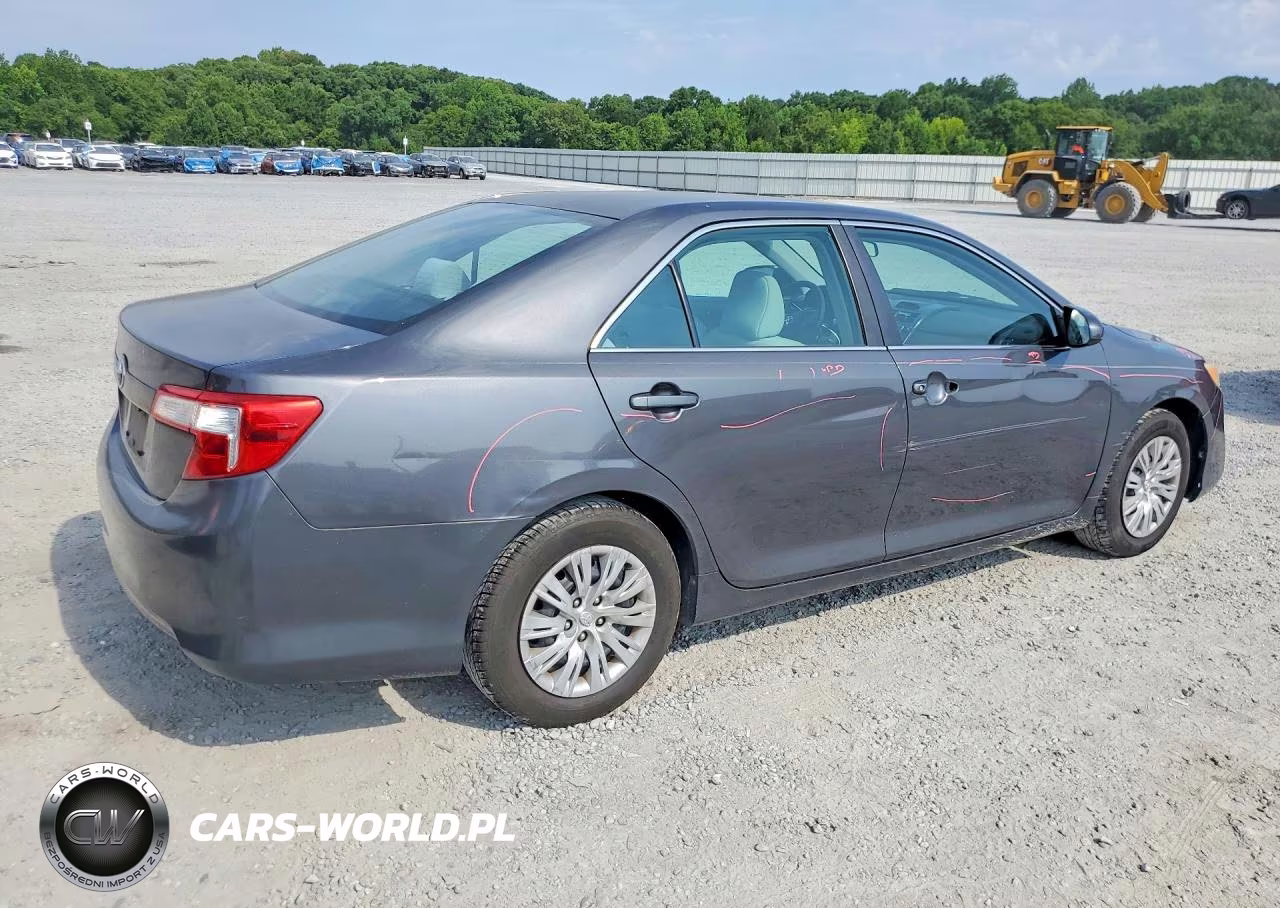 2012 Toyota Camry L VIN:4T1BF1FKXCU628257 - 3