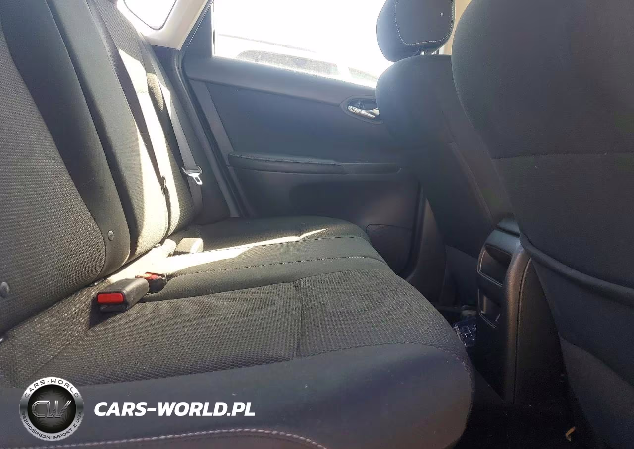 2019 Nissan Sentra S VIN:3N1AB7AP4KY264157 - 10