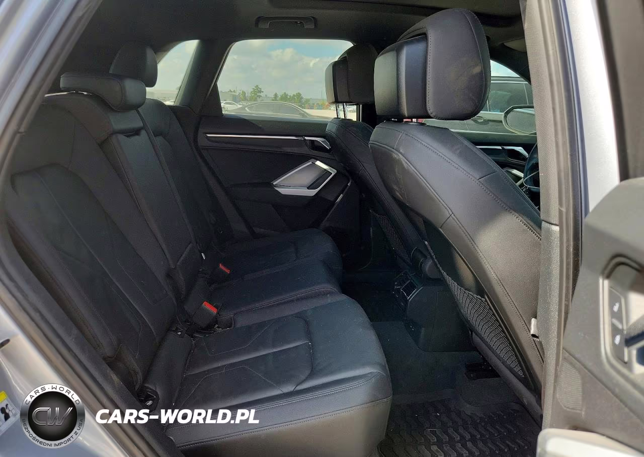 2020 Audi Q3 Premium VIN:WA1AECF35L1006703 - 11
