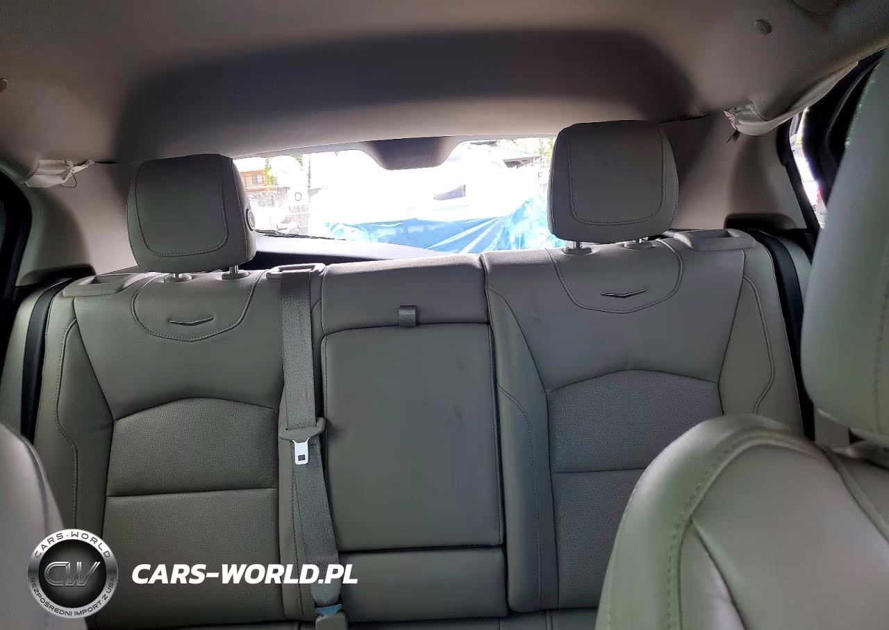 2021 Cadillac Xt4 Premium Luxury VIN:1GYFZCR43MF028086 - 10