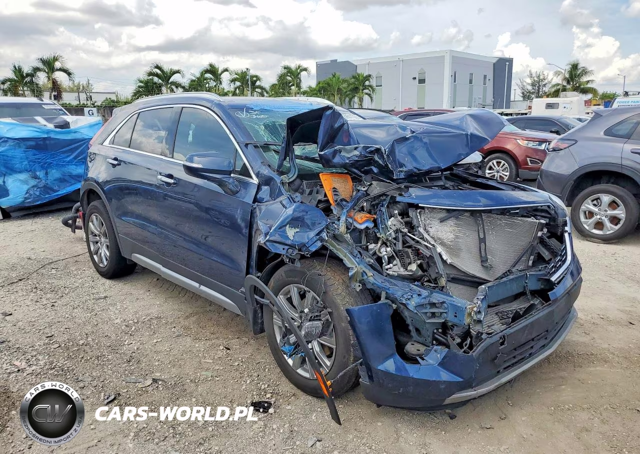 2021 Cadillac Xt4 Premium Luxury VIN:1GYFZCR43MF028086 - 4