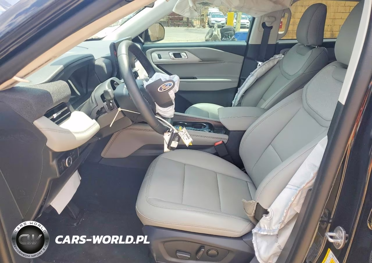 2026 Ford Explorer Active VIN:1FMUK7DHXTGA99244 - 7