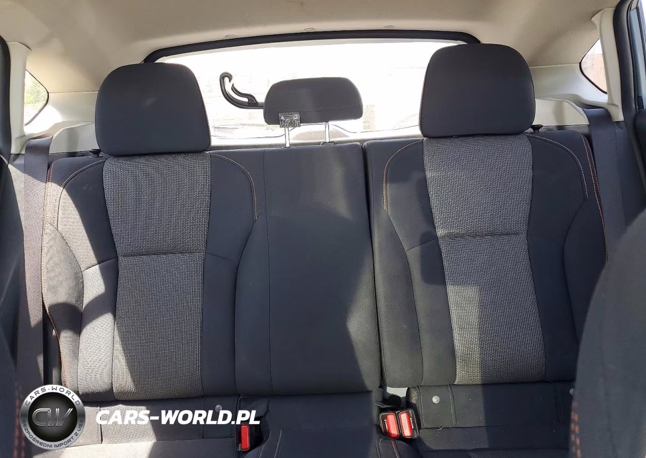 2020 Subaru Crosstrek Premium VIN:JF2GTAEC1L8226795 - 10