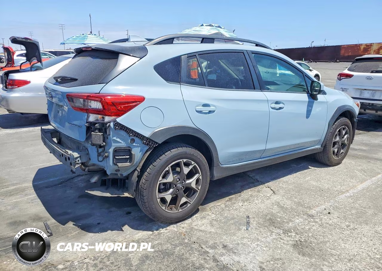 2020 Subaru Crosstrek Premium VIN:JF2GTAEC1L8226795 - 3
