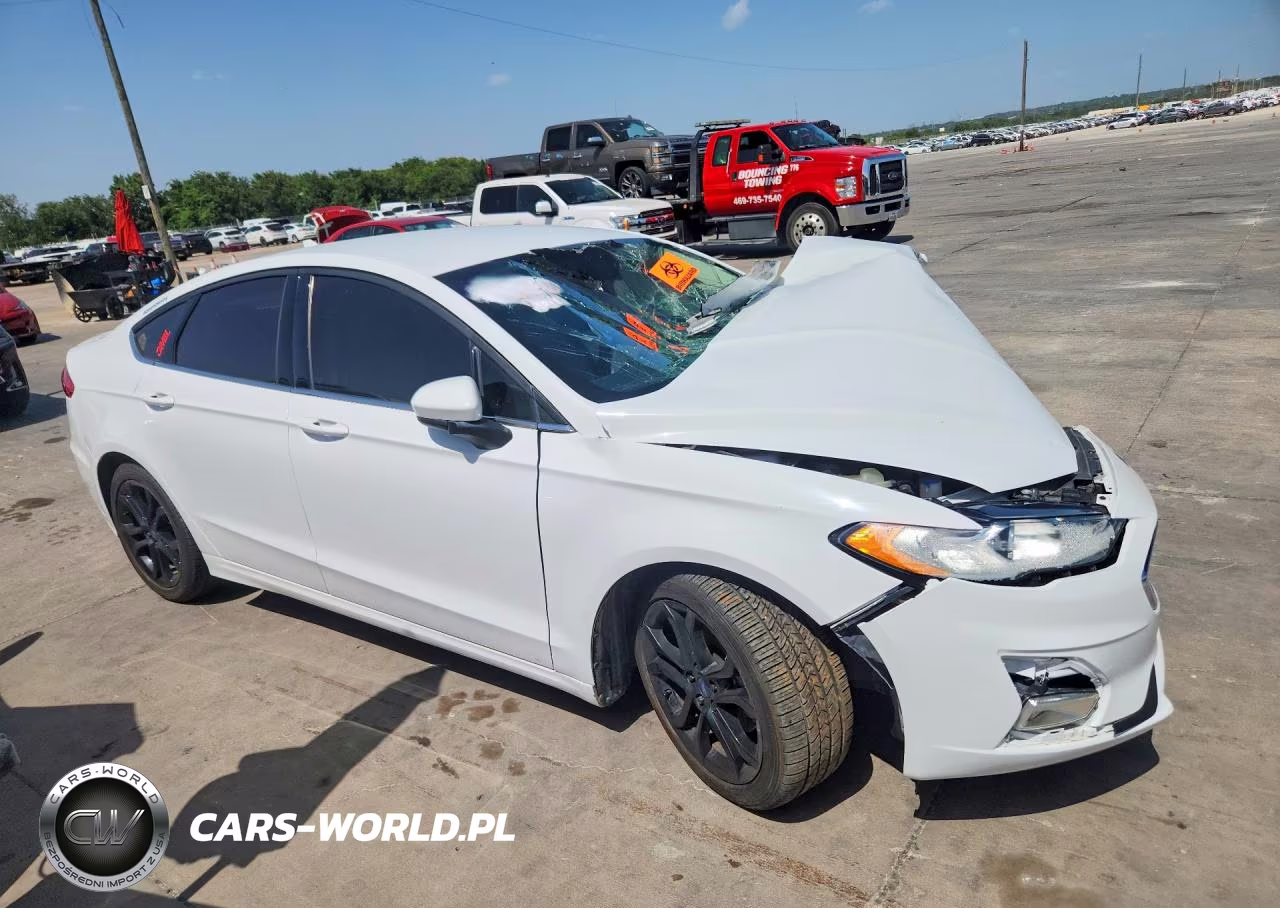 2019 Ford Fusion Se VIN:3FA6P0HD2KR169930 - 4