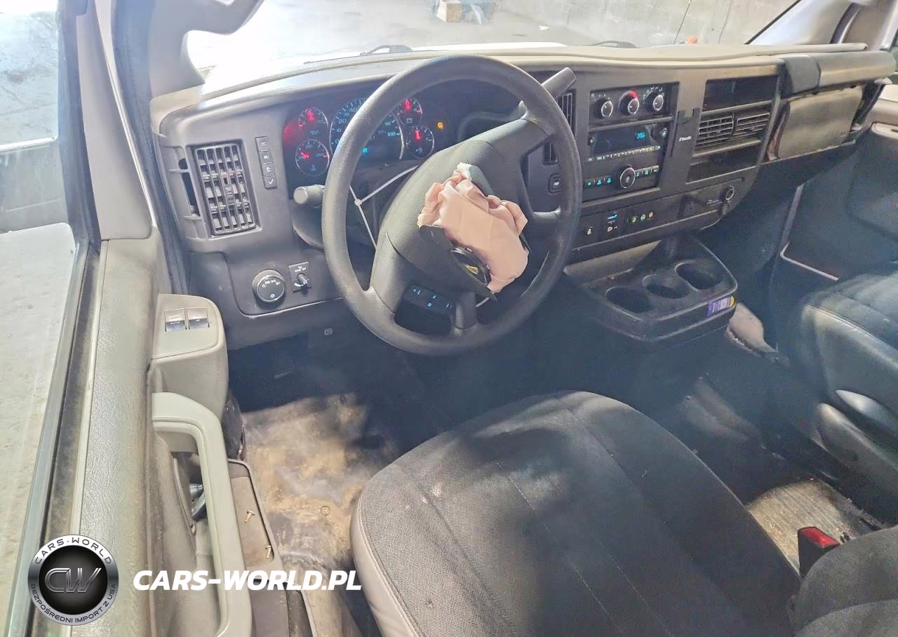 2019 Chevrolet Express G2500 VIN:1GCWGAFG0K1345316 - 8