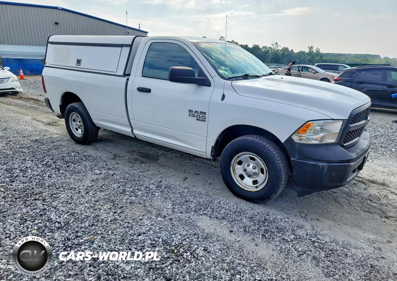 2019 Ram 1500 Classic Tradesman VIN:3C6JR7DG6KG600005 - 4