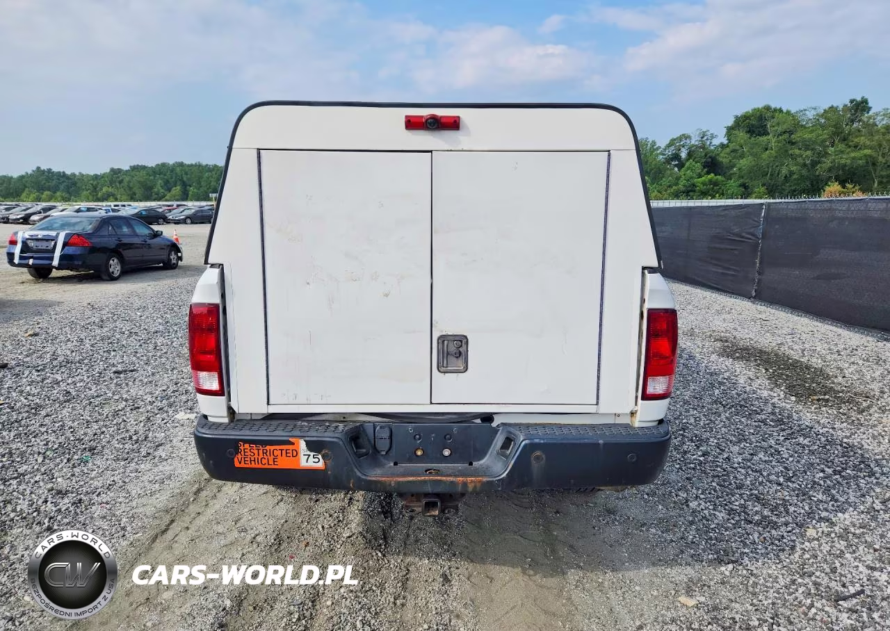 2019 Ram 1500 Classic Tradesman VIN:3C6JR7DG6KG600005 - 6