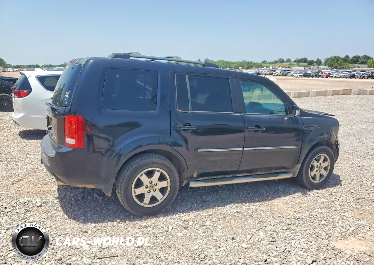 2011 Honda Pilot Touring VIN:5FNYF3H98BB022807 - 3