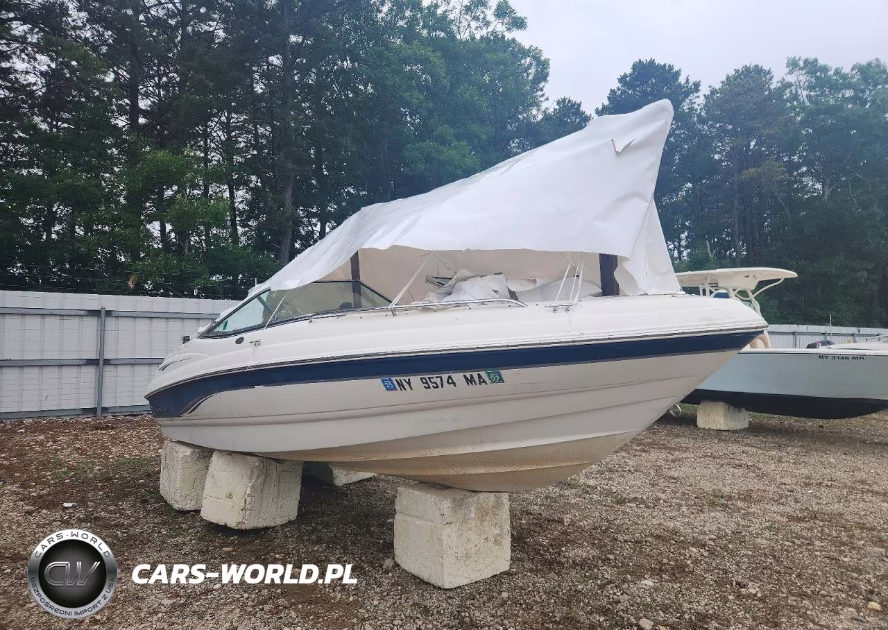 2004 Chaparral Boat