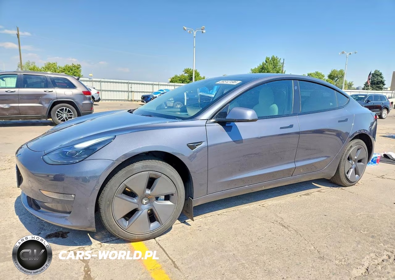2022 Tesla Model 3 – zdjęcie 1 z 12