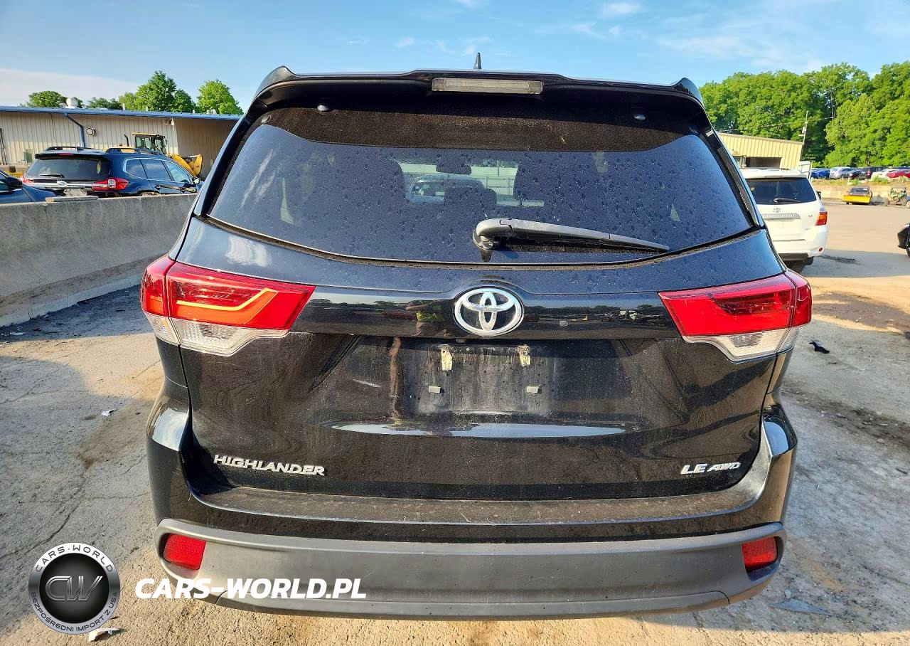 2019 Toyota Highlander Le Plus VIN:5TDBZRFH6KS702260 - 6