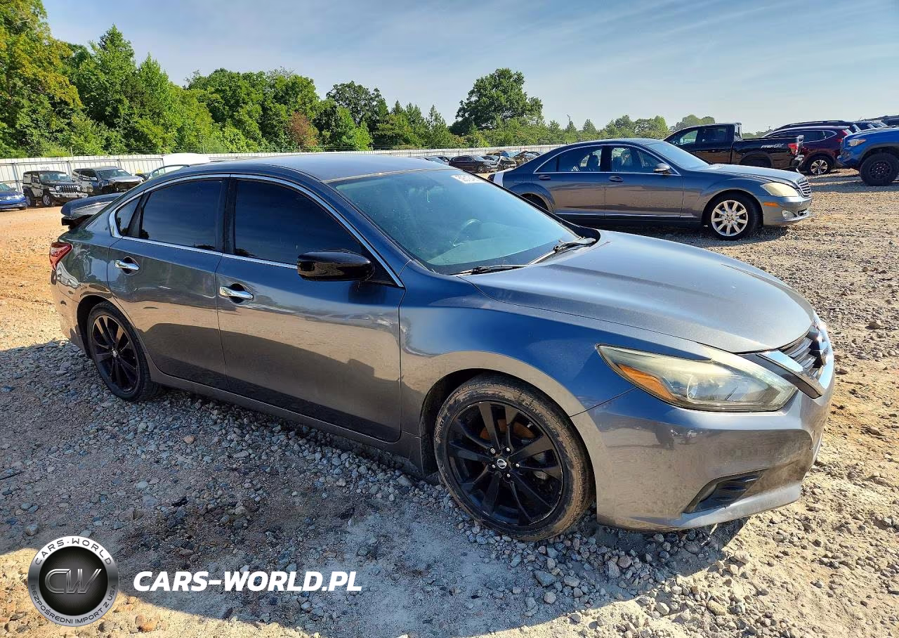 2017 Nissan Altima 2.5 Sr VIN:1N4AL3AP1HC218702 - 4