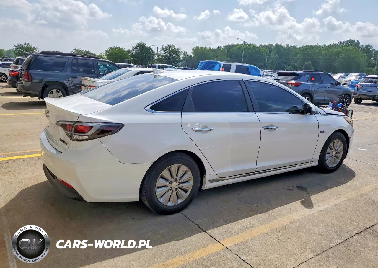 2016 Hyundai Sonata Hybrid Se VIN:KMHE24L16GA022712 - 3