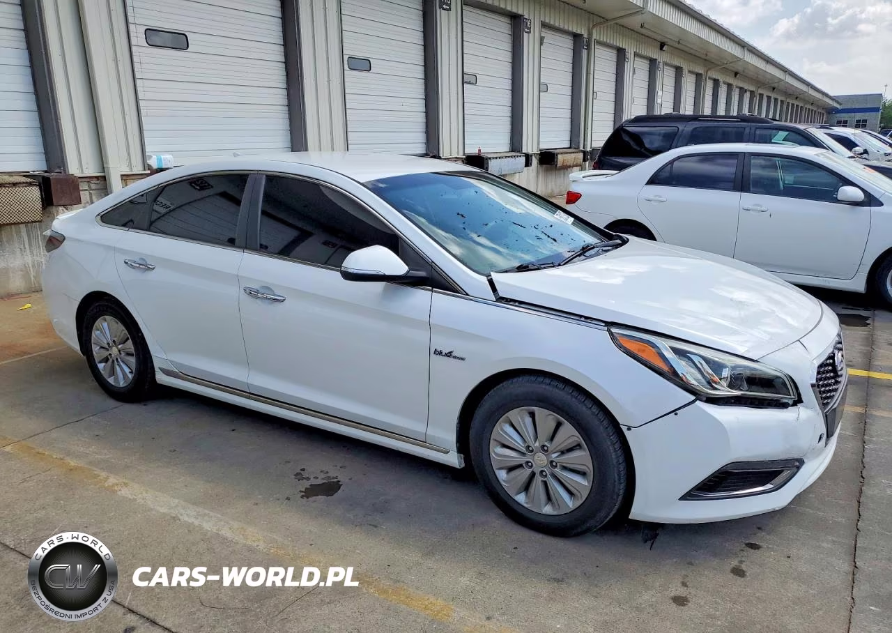 2016 Hyundai Sonata Hybrid Se VIN:KMHE24L16GA022712 - 4