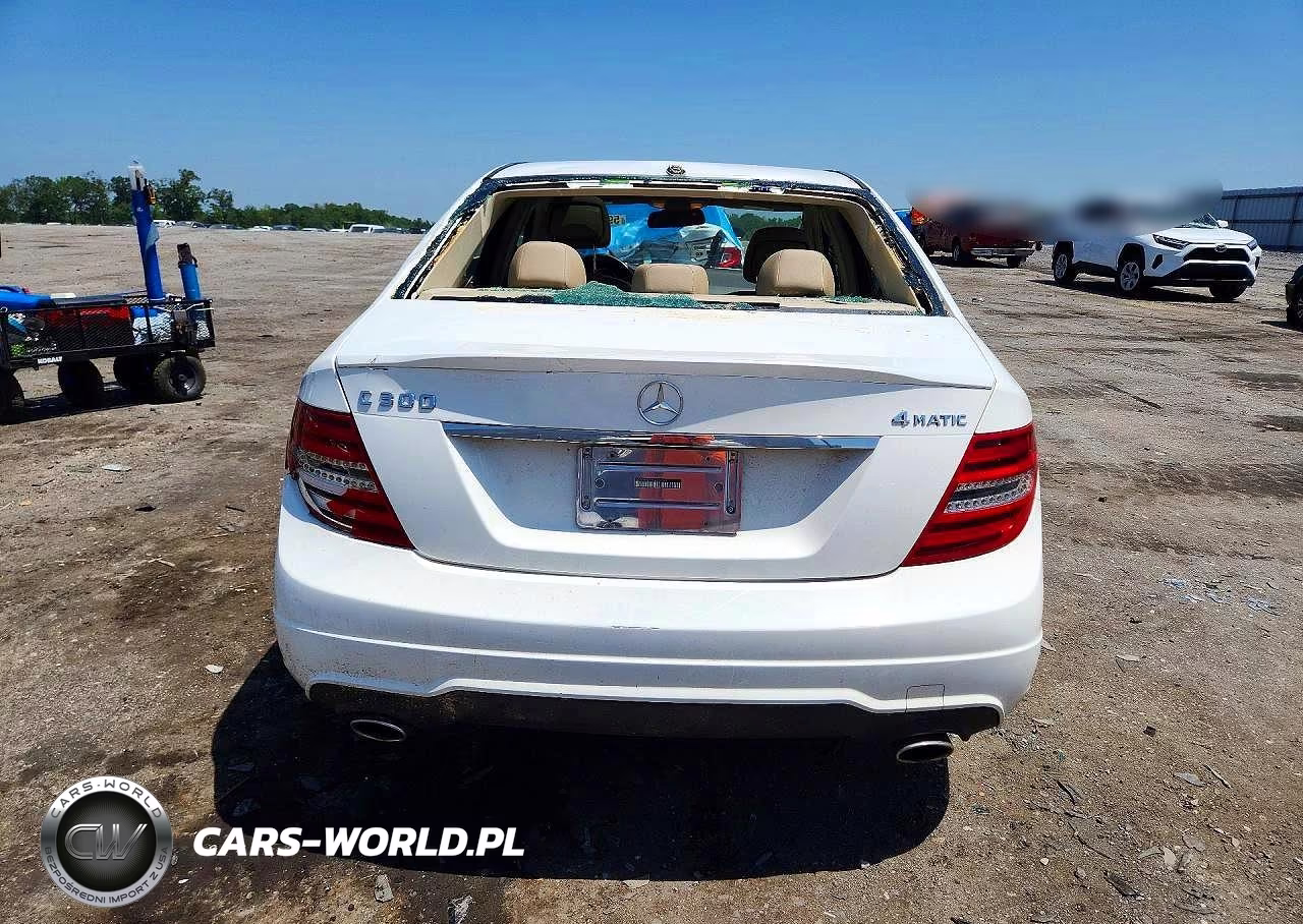 2014 Mercedes-Benz C 300 4Matic VIN:WDDGF8AB2EA923339 - 6