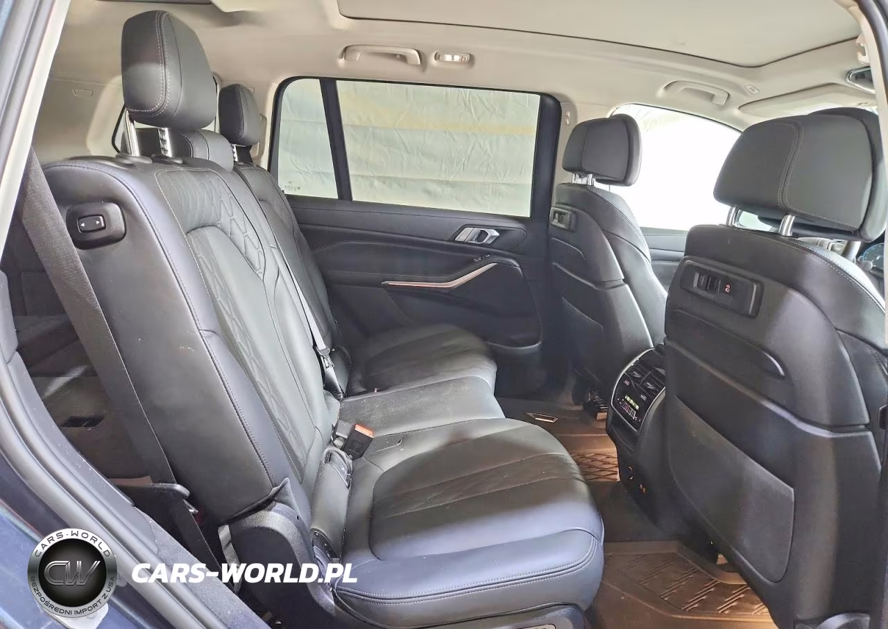 2022 BMW X7 xDrive40I VIN:5UXCW2C08N9L61030 - 11