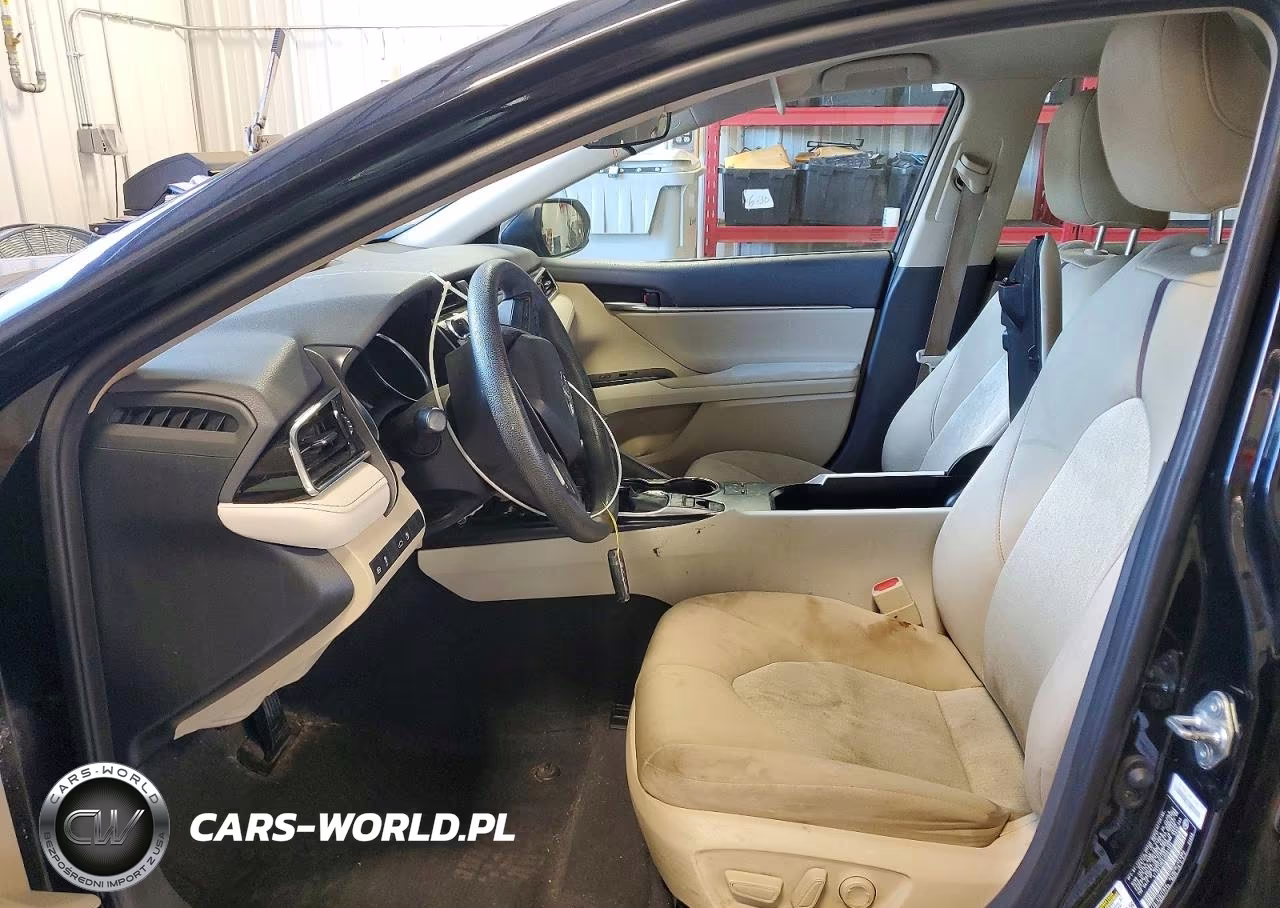 2018 Toyota Camry Le VIN:4T1B31HK6JU001994 - 7