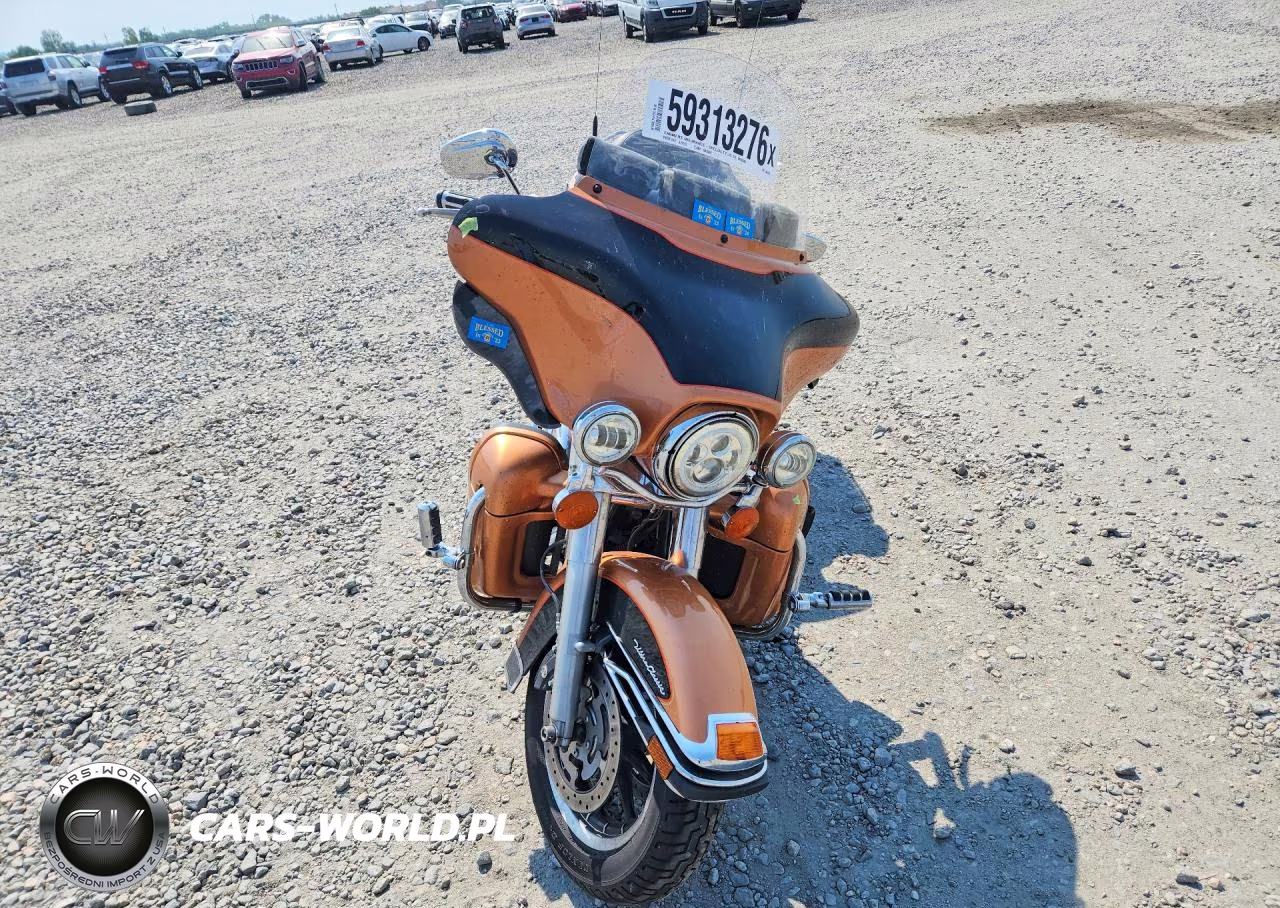 2008 Harley-Davidson Flhtcui 105Th Anniversary Edition VIN:1HD1FC4488Y666729 - 2