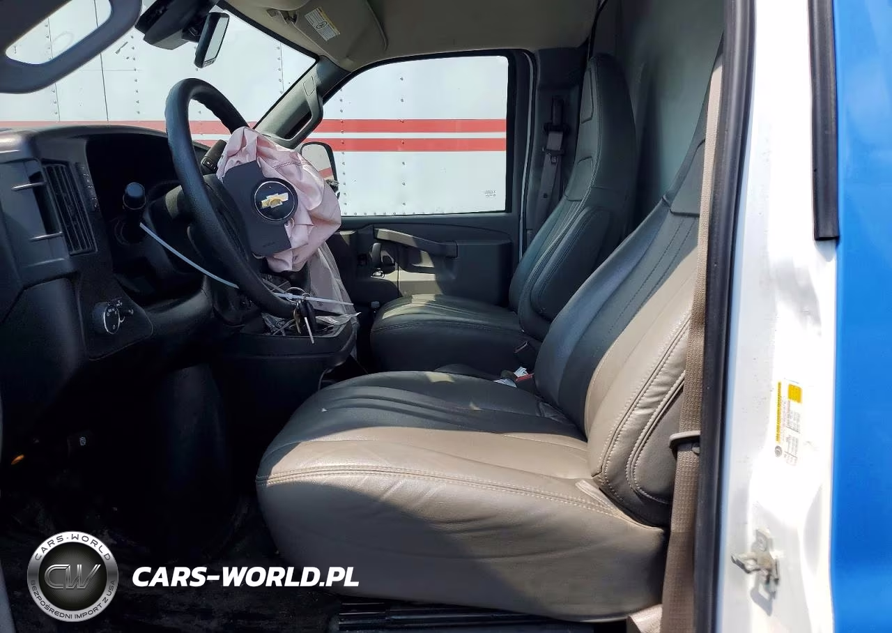 2024 Chevrolet Express Delivery Truck VIN:1GB0GRF72R1216349 - 7