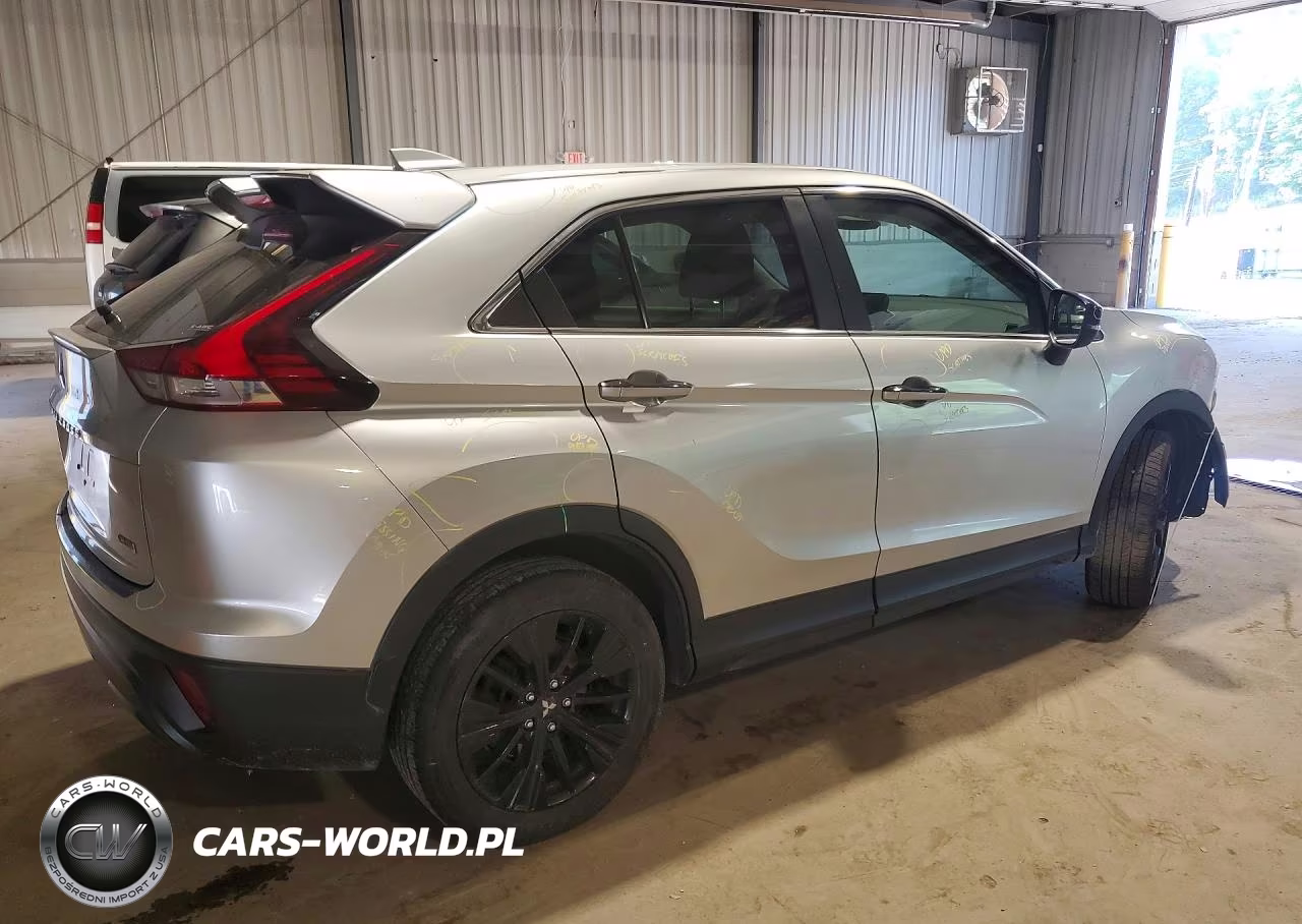 2022 Mitsubishi Eclipse Cross Le VIN:JA4ATVAA7NZ054571 - 3
