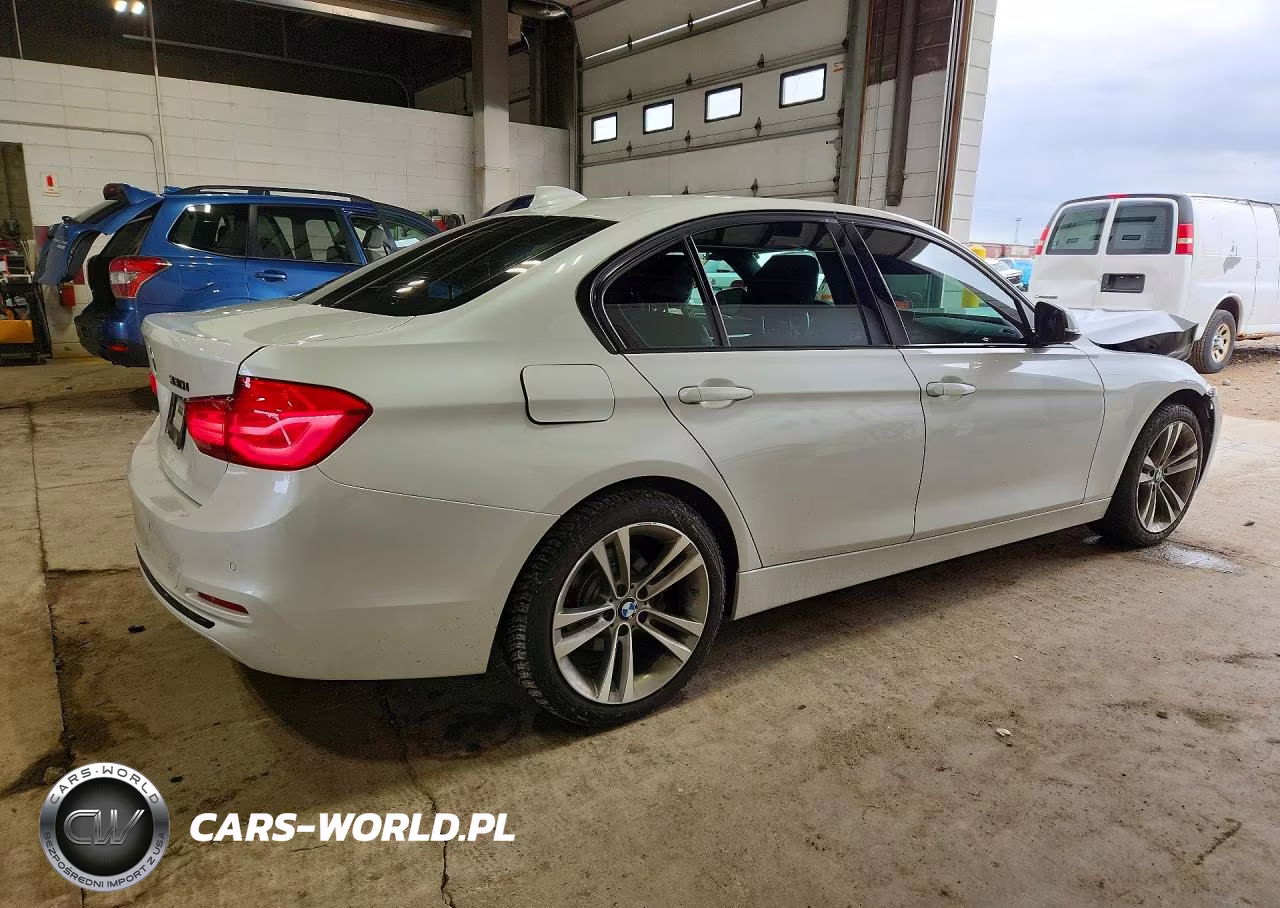 2017 BMW 330 Xi VIN:WBA8D9G35HNU62822 - 3