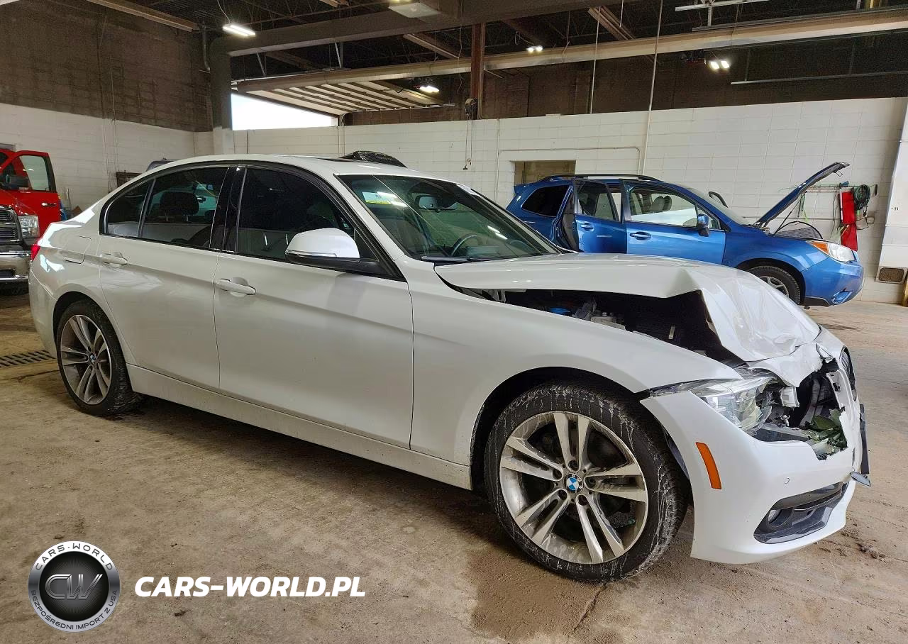 2017 BMW 330 Xi VIN:WBA8D9G35HNU62822 - 4