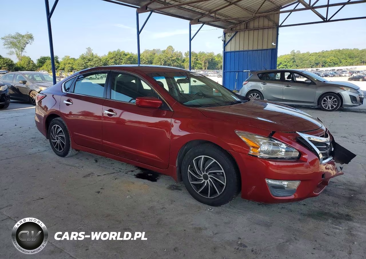 2015 Nissan Altima 2.5 S VIN:1N4AL3AP9FC427165 - 4