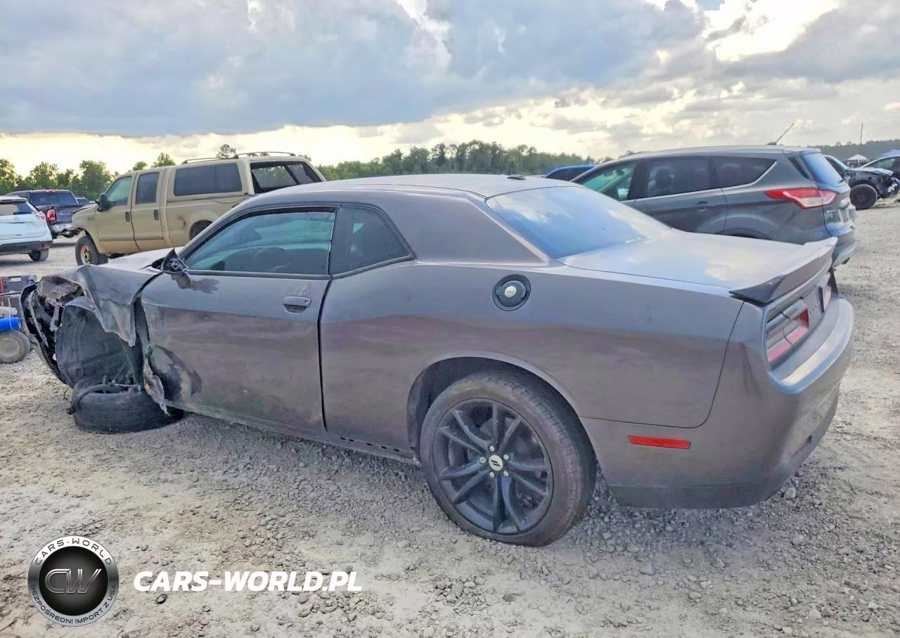 2018 Dodge Challenger Sxt VIN:2C3CDZAG4JH204724 - 2