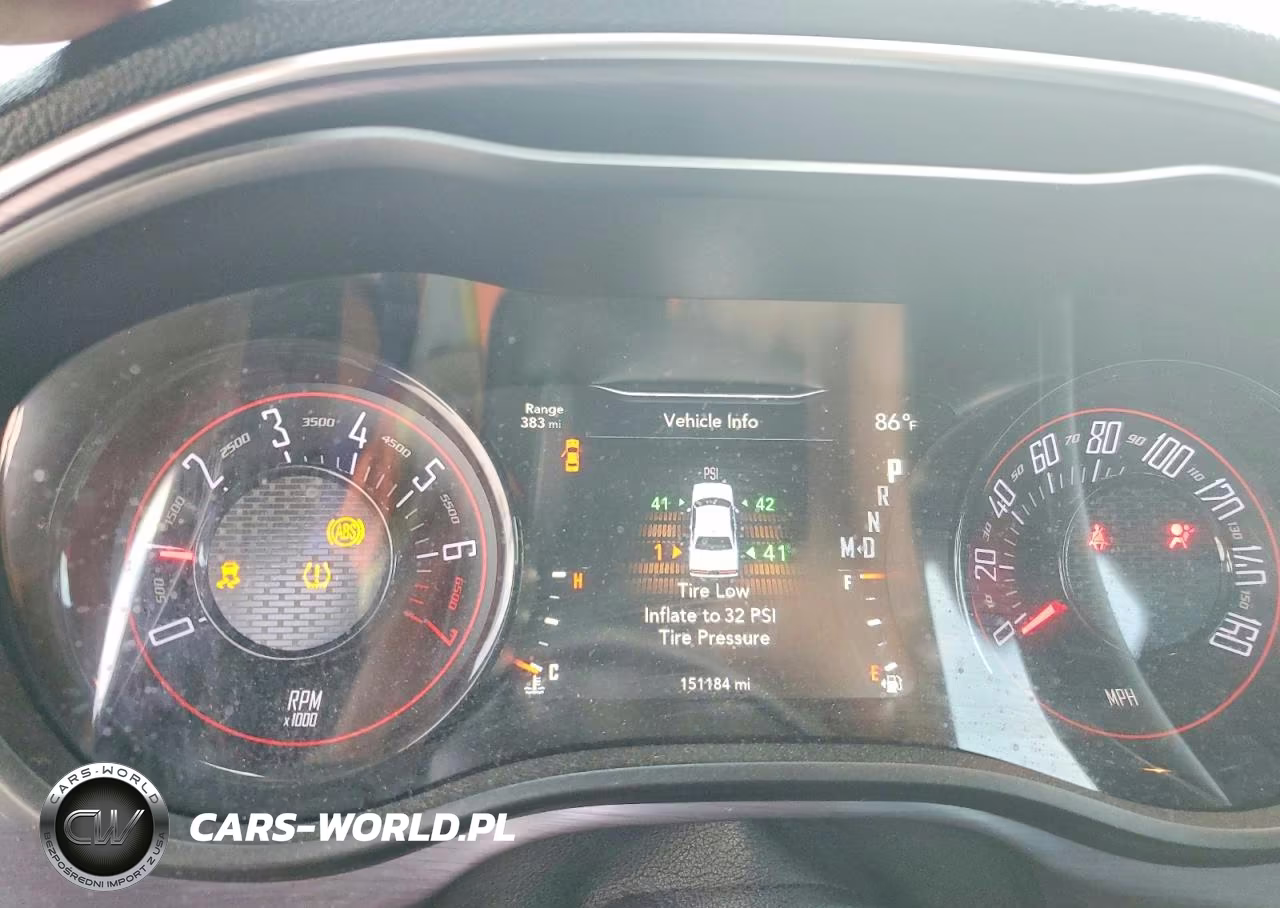 2018 Dodge Challenger Sxt VIN:2C3CDZAG4JH204724 - 9