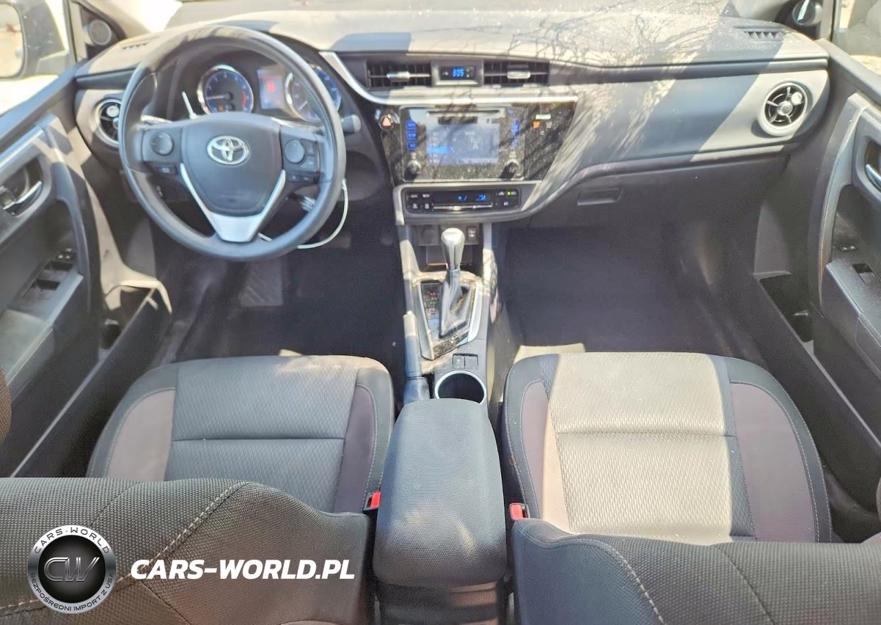 2017 Toyota Corolla Le VIN:2T1BURHEXHC858904 - 8