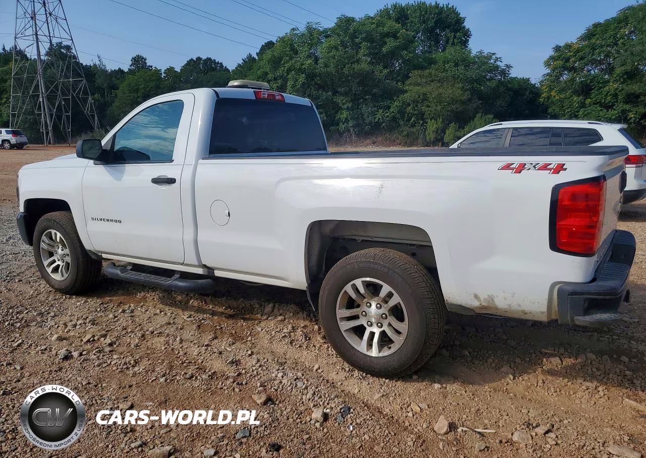2018 Chevrolet Silverado K1500 VIN:1GCNKNEC1JZ276796 - 2