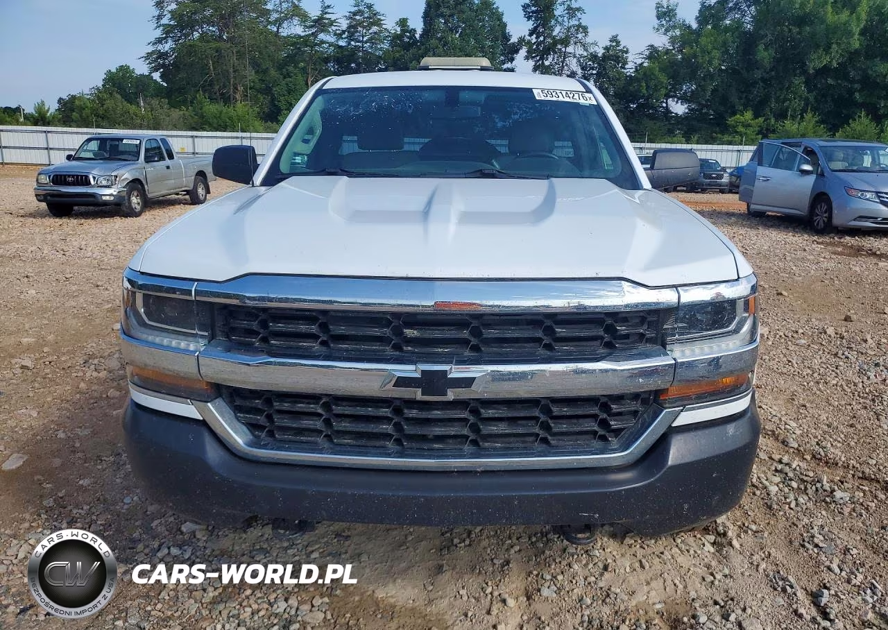 2018 Chevrolet Silverado K1500 VIN:1GCNKNEC1JZ276796 - 5