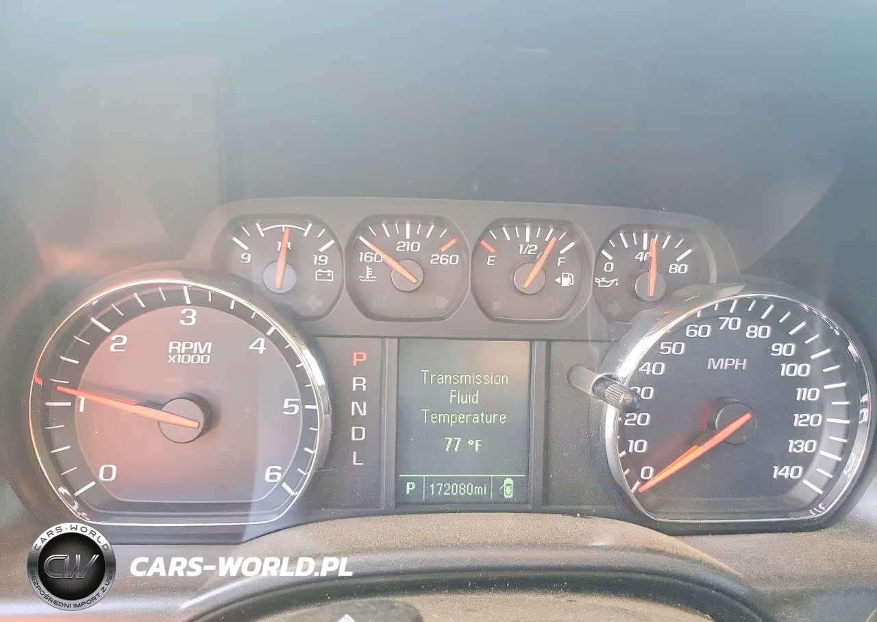 2018 Chevrolet Silverado K1500 VIN:1GCNKNEC1JZ276796 - 9