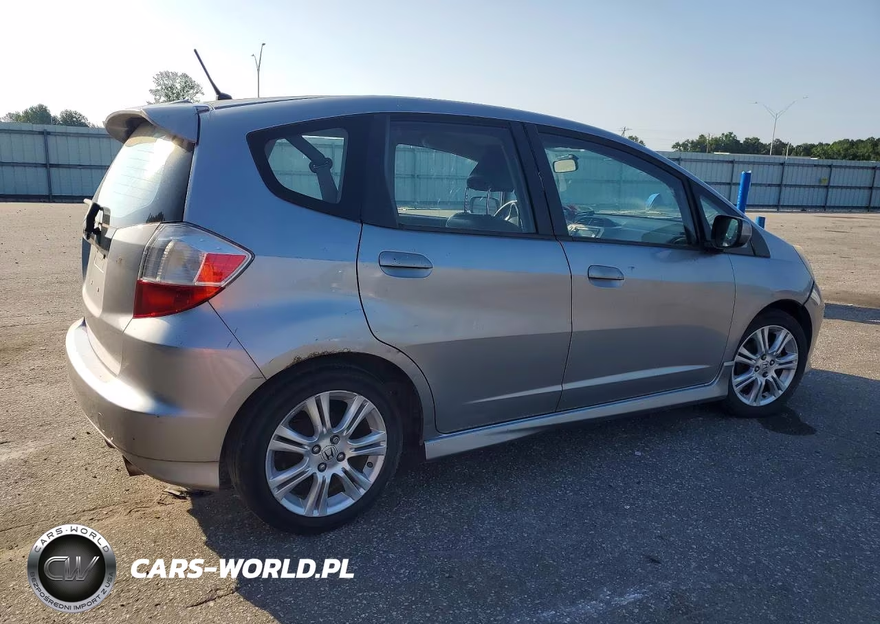 2009 Honda Fit Sport VIN:JHMGE88619S020622 - 3