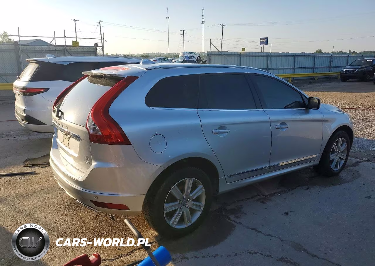 2017 Volvo Xc60 T5 Inscription VIN:YV440MRU5H2001303 - 3