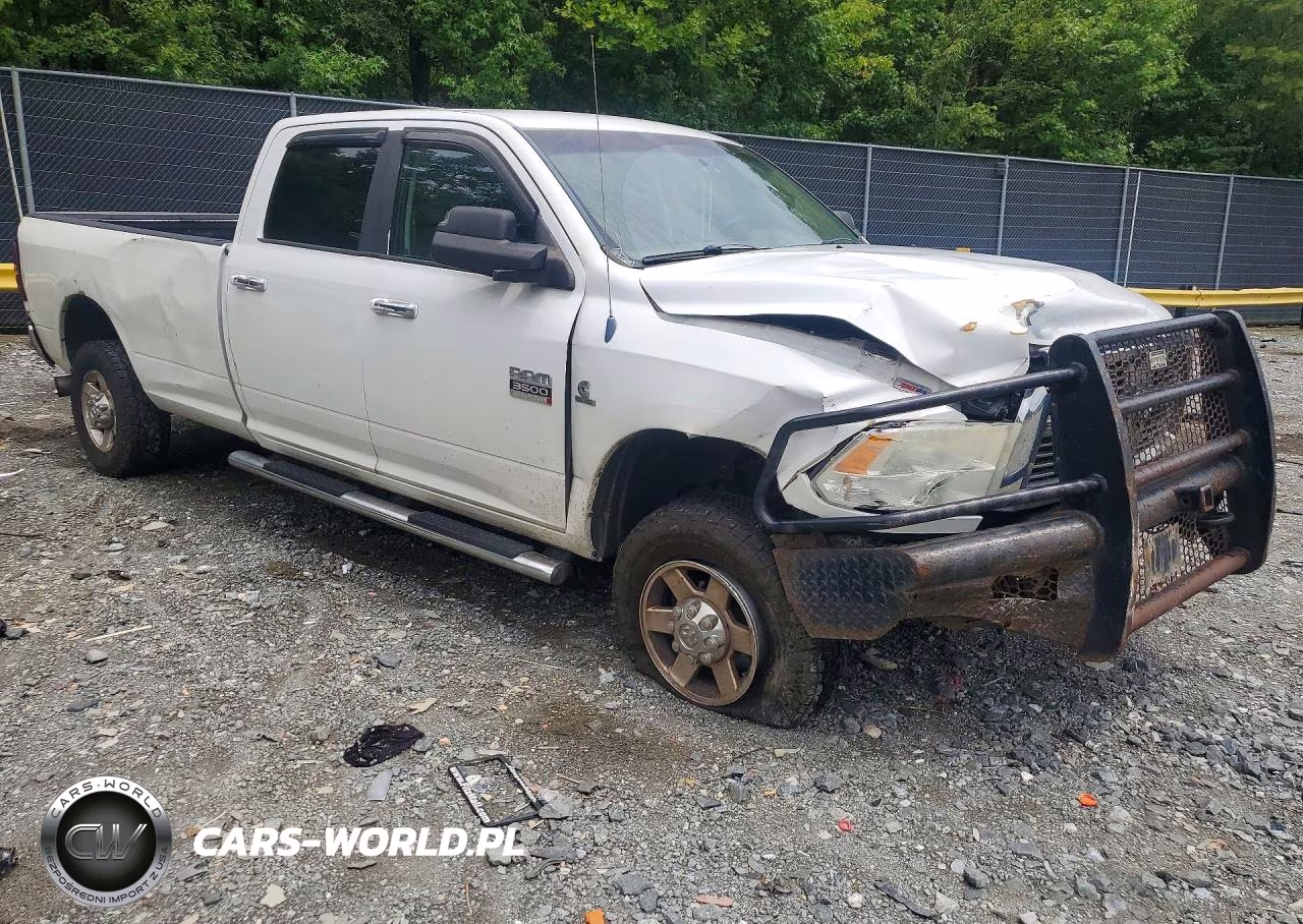 2011 Dodge Ram 3500 VIN:3D73Y3CL1BG572888 - 4