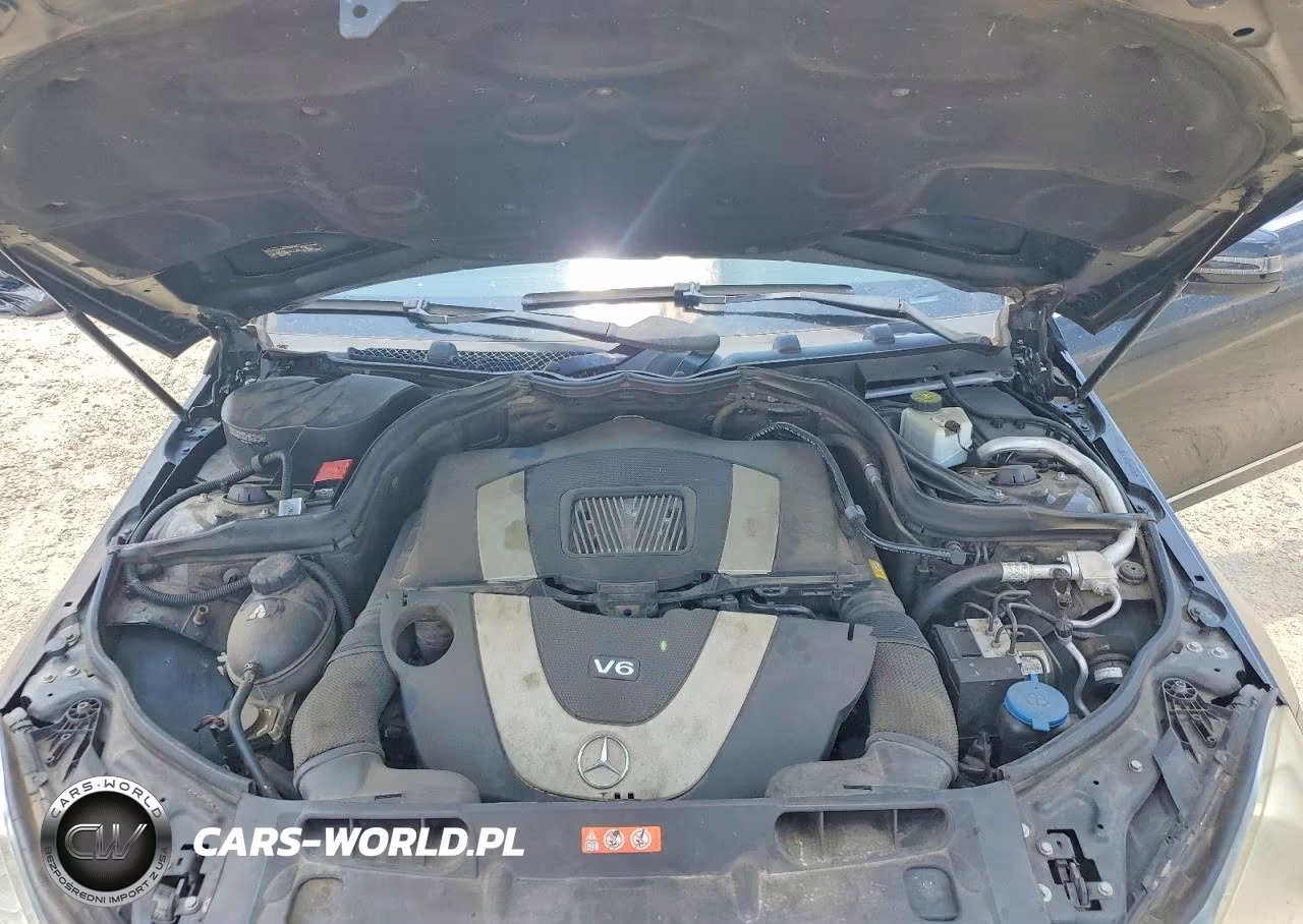 MERCEDES-BENZ C 300 VIN:WDDGF8BBXCR200027 - 11